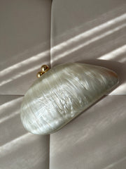 Perla | Ivory Pearl Bridal Clutch