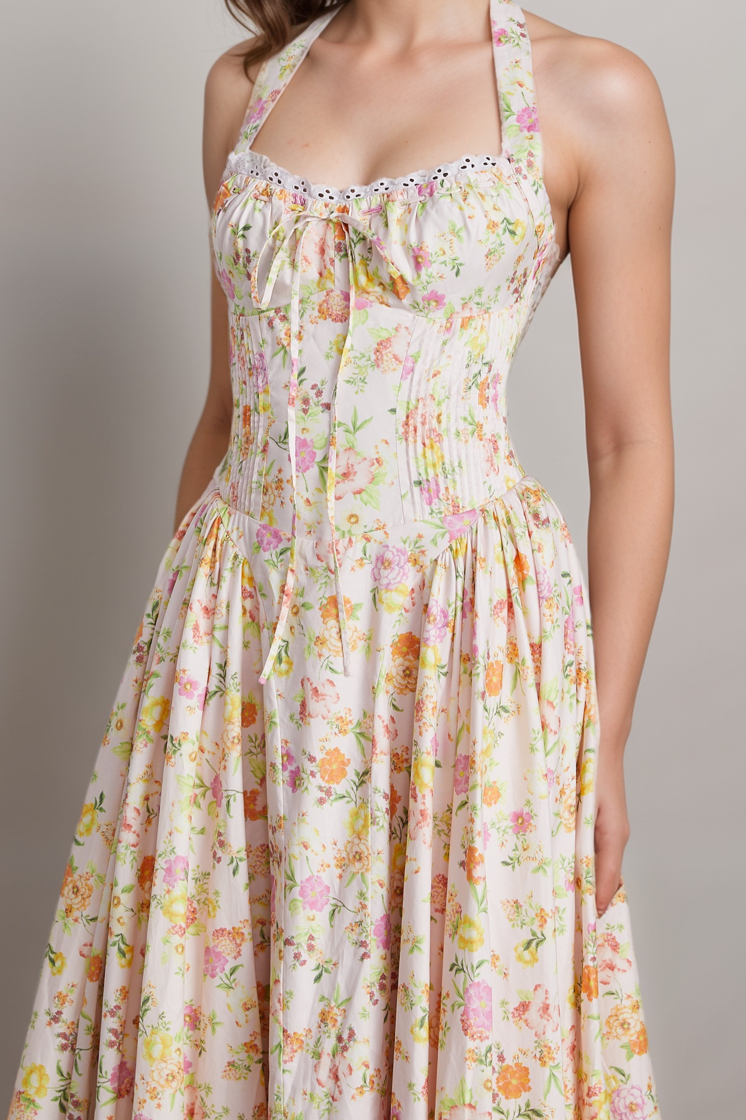 Odette Chic Floral-Print Halterneck Midi Dress