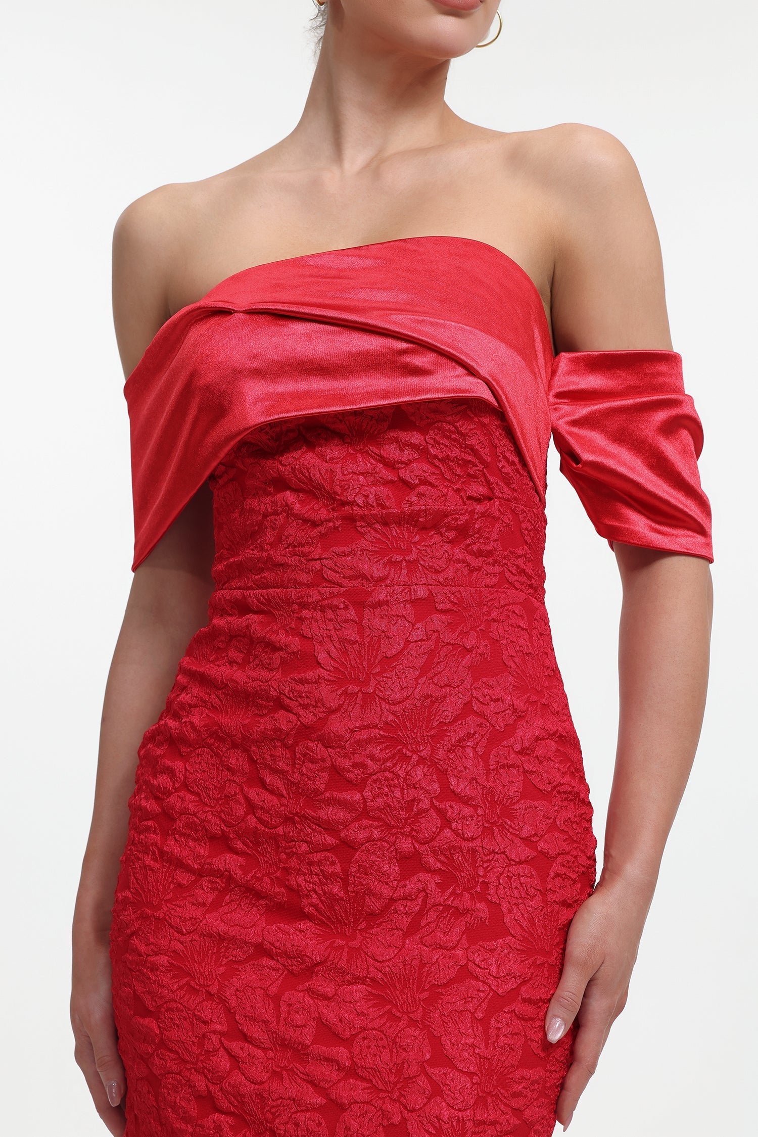 polly Contour Off-Shoulder Jacquard Floral Maxi Dress - red